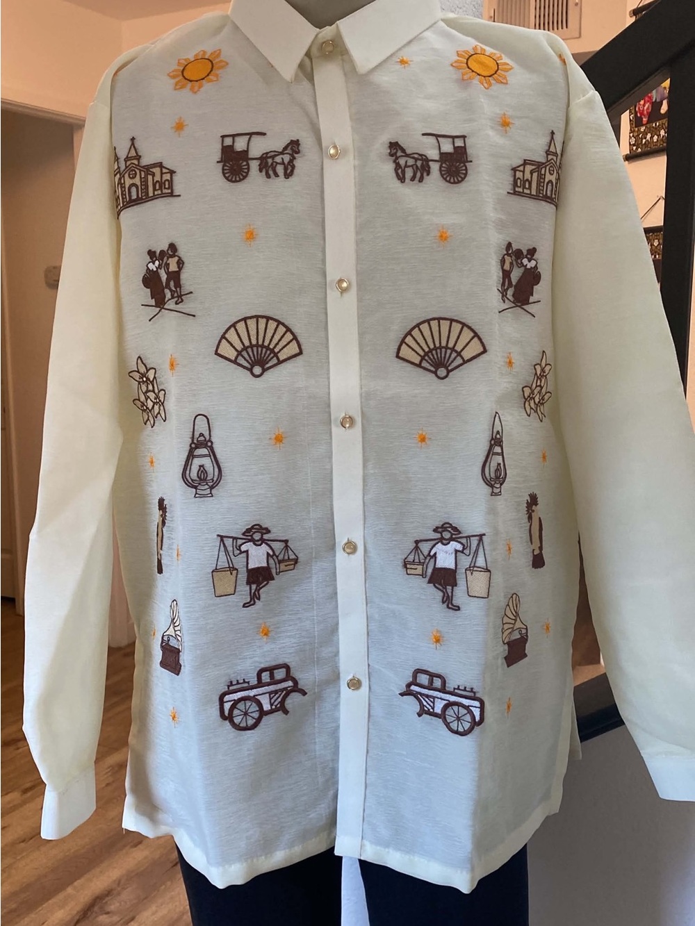 Men's Cream Embroidered Button-Up Barong Tagalog Shirt